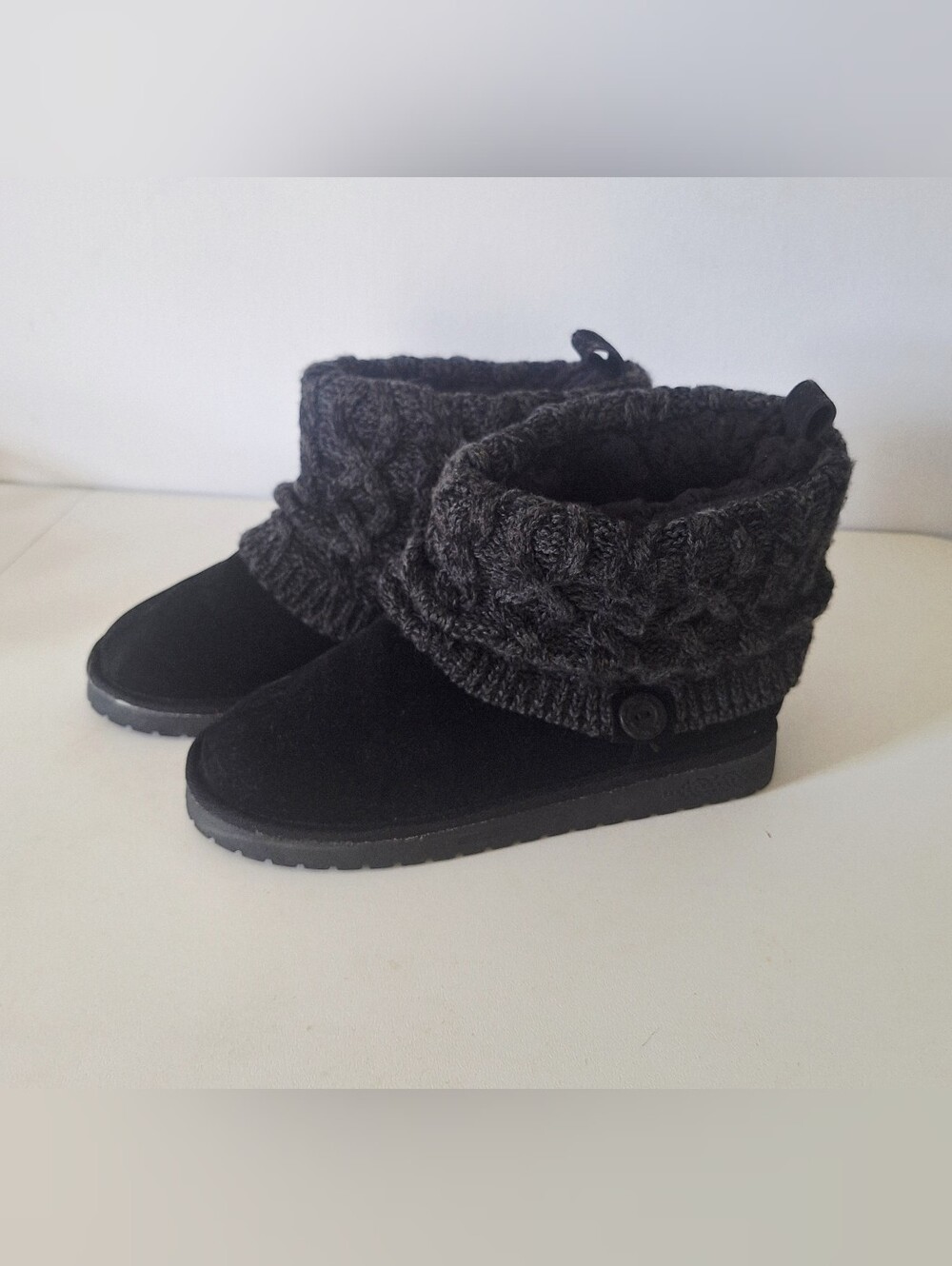 MUK LUKS Original Womens Size 7 Black Cozy Knit Cuff Winter Boots